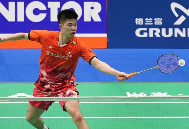 1726842383333078608.jpg (体育)(5)羽毛球——中国公开赛:翁泓阳晋级男单四强XxjpseC007166_20240920_PEPFN0A001.jpg